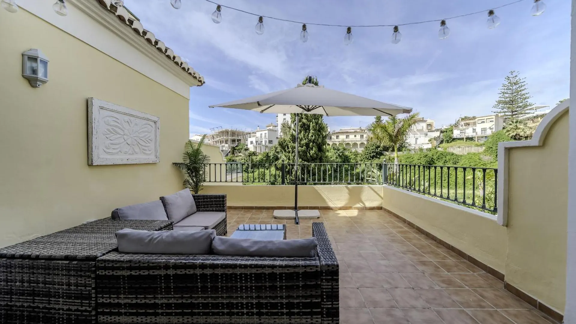 Vila Jardines De Burriana Deluxe By Casasol Nerja 0*,